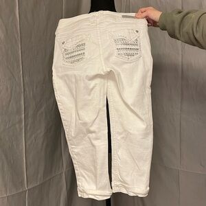 Wallflower Vintage Y2K White Cropped Jeans with Embellished Back Pockets